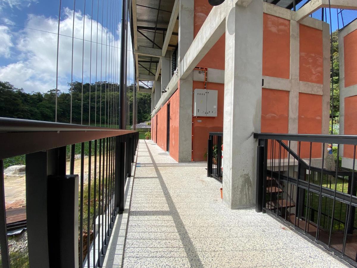 Ten Mentigi Tanah Rata Exterior foto