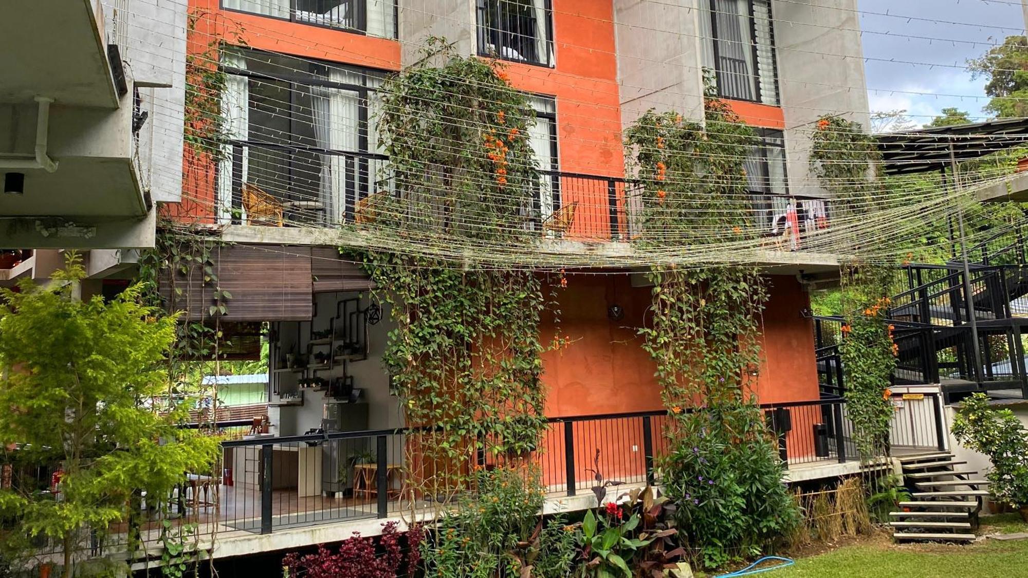 Ten Mentigi Tanah Rata Exterior foto